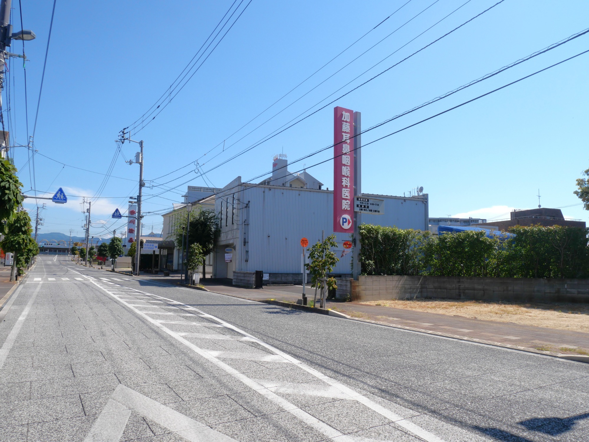 交差点方面より